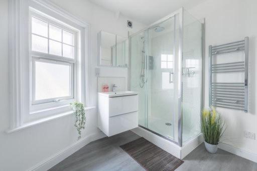 Coast View Luxury Apartment Lyme Regis Dış mekan fotoğraf