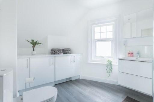 Coast View Luxury Apartment Lyme Regis Dış mekan fotoğraf